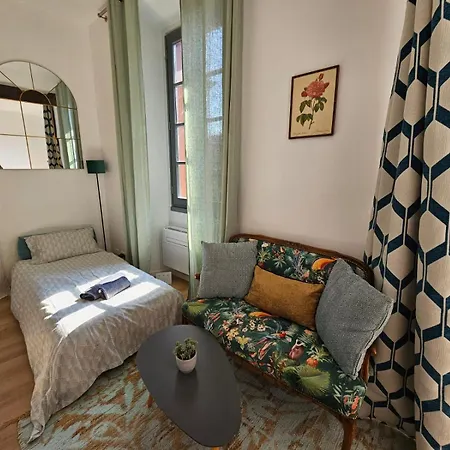 Frida Apartment *